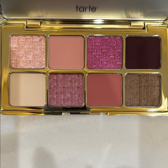 Tarte Elegance 8 Eyeshadow Palette - Picture 2 of 3